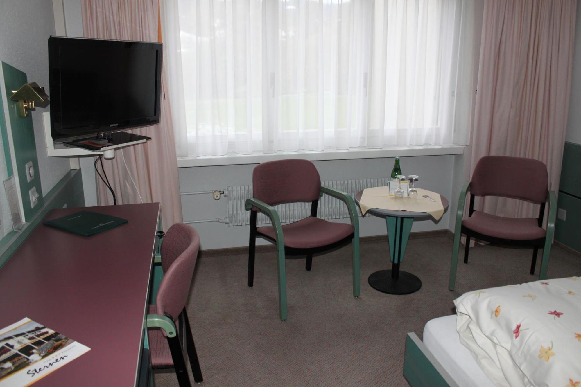 Hotel-Restaurant Sternen Nesslau Стая снимка