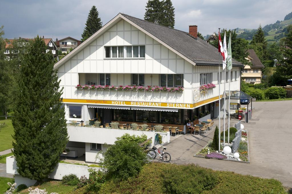 Hotel-Restaurant Sternen Nesslau Екстериор снимка