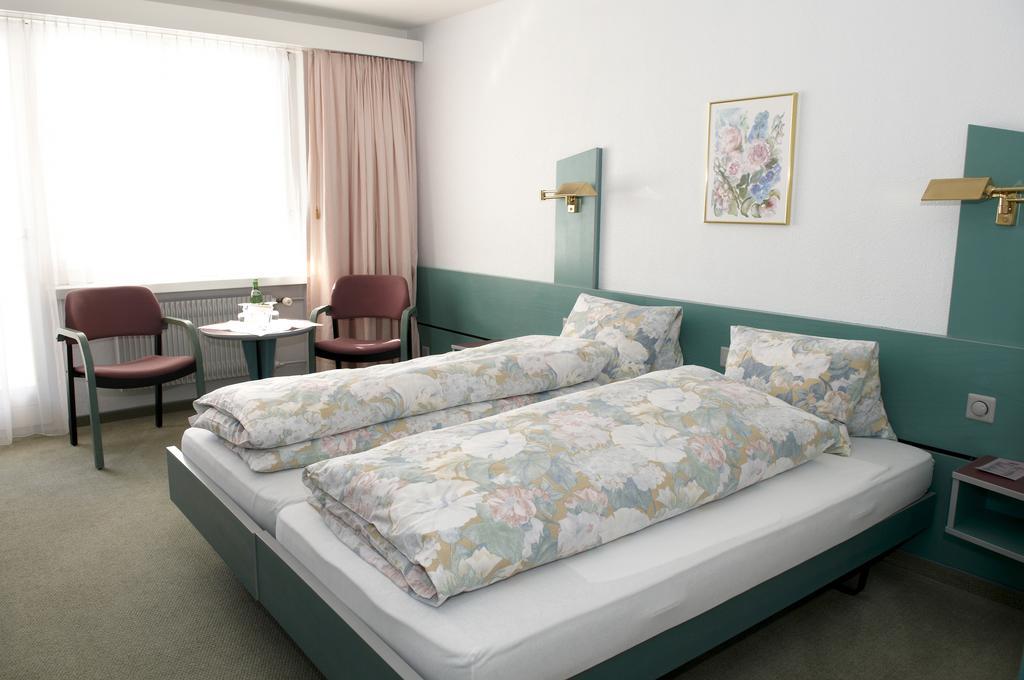 Hotel-Restaurant Sternen Nesslau Стая снимка