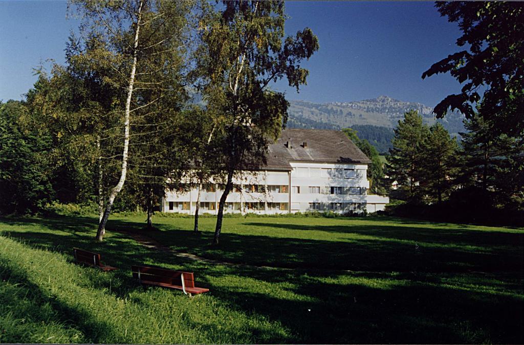 Hotel-Restaurant Sternen Nesslau Екстериор снимка