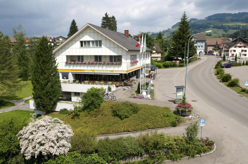 Hotel-Restaurant Sternen Nesslau Екстериор снимка
